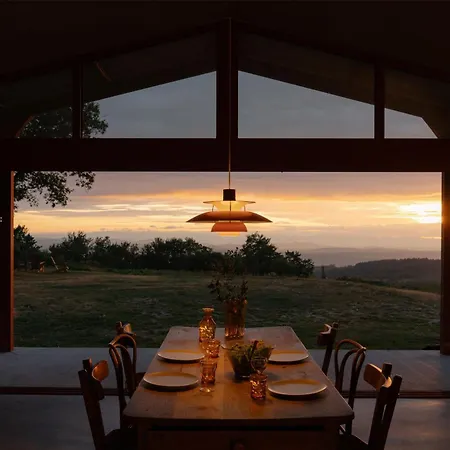 3 Bedroom Glass-house In Auvergne Vila Vollore-Montagne