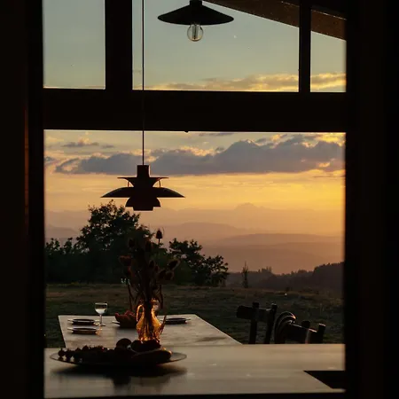 ヴィラ 3 Bedroom Glass-house In Auvergne *