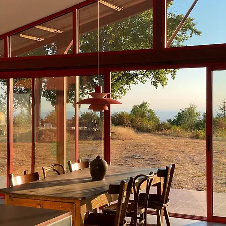 ヴィラ 3 Bedroom Glass-house In Auvergne