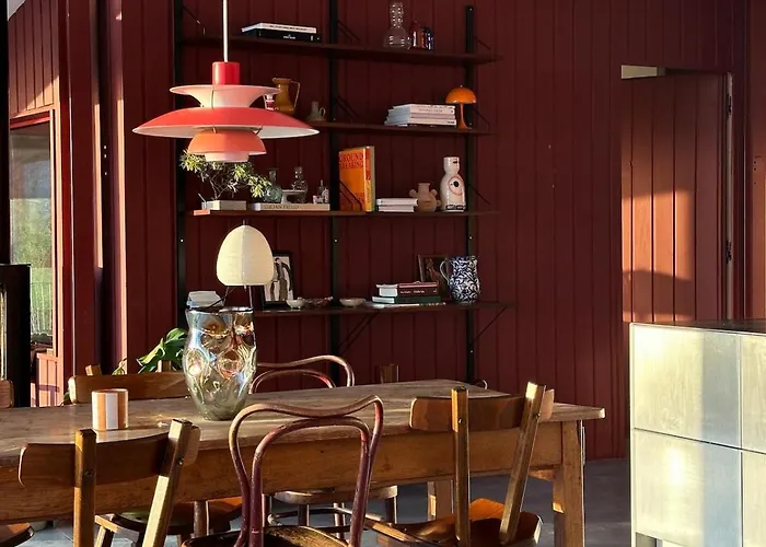 3 Bedroom Glass-house In Auvergne *