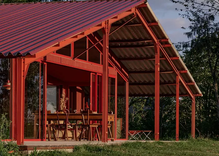 Vila 3 Bedroom Glass-house In Auvergne *