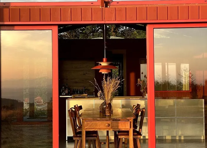 3 Bedroom Glass-house In Auvergne Vila Vollore-Montagne