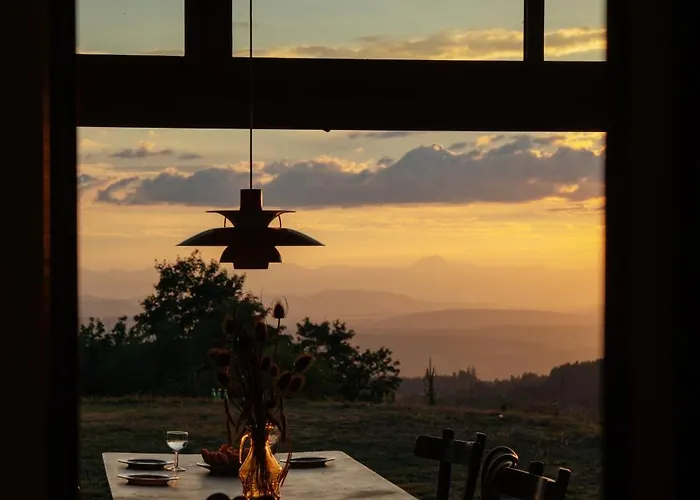 Vila 3 Bedroom Glass-house In Auvergne *