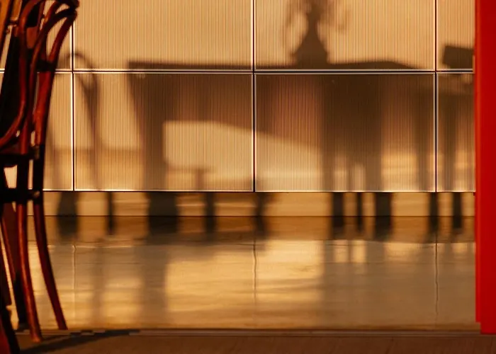 Vila 3 Bedroom Glass-house In Auvergne *