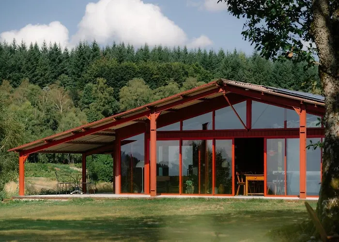 3 Bedroom Glass-house In Auvergne