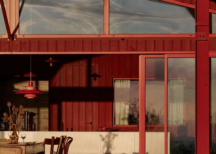 3 Bedroom Glass-house In Auvergne * Vollore-Montagne