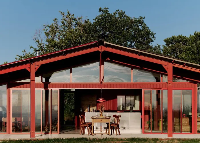 3 Bedroom Glass-house In Auvergne * Vollore-Montagne