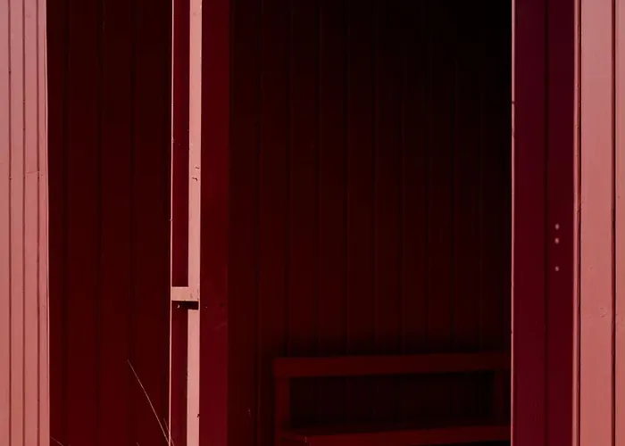 Vila 3 Bedroom Glass-house In Auvergne Vollore-Montagne