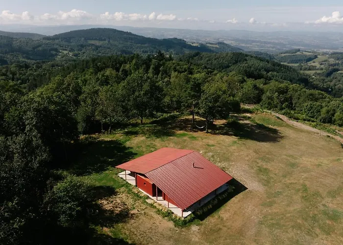 3 Bedroom Glass-house In Auvergne Vila Vollore-Montagne