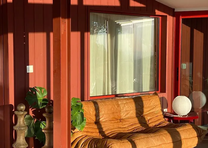 3 Bedroom Glass-house In Auvergne Vila Vollore-Montagne