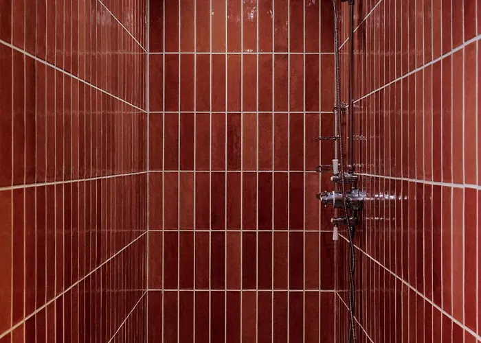 Vila 3 Bedroom Glass-house In Auvergne Vollore-Montagne