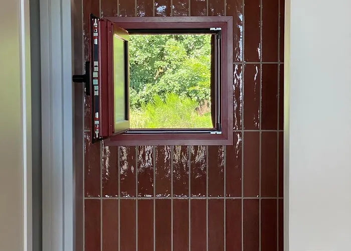 3 Bedroom Glass-house In Auvergne